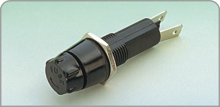使用保險絲座過程中出現(xiàn)壞了情況要怎么檢查？